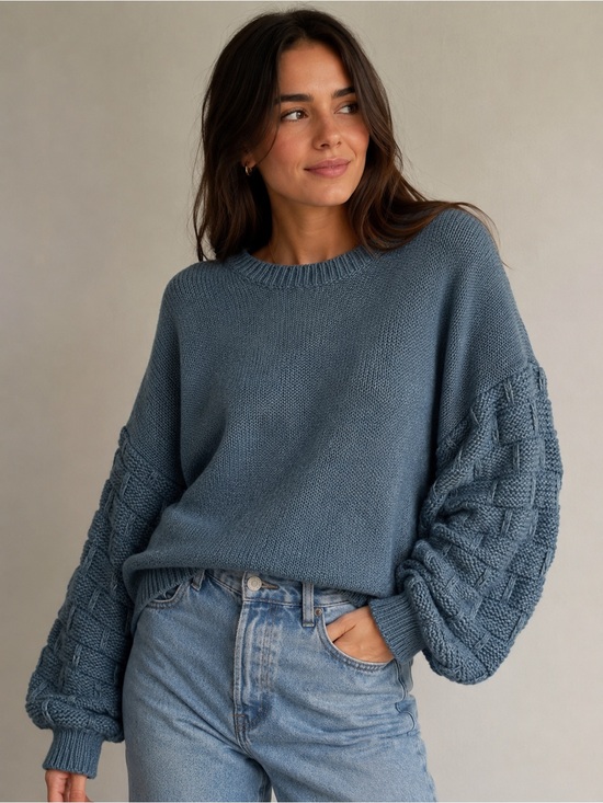 &merci Sweaters - &Merci Boutique Crew neck bubble textured sleeve sweater - Blue Size Medium